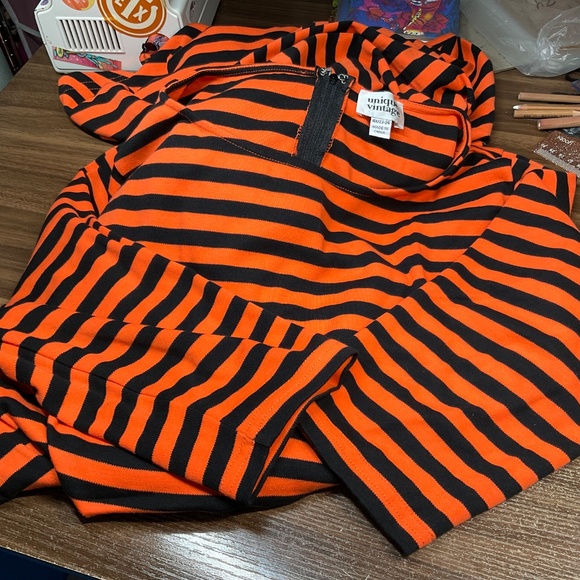Unique Vintage Nicole swing dress orange black Halloween stripes plus size 4X - Picture 4 of 7